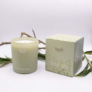 Peppermint & Eucalyptus -Jar candle.