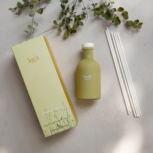 Buttercup & Beebalm -Diffuser